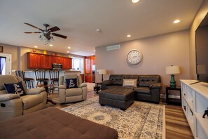 Smart TV, fireplace, books
