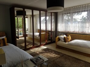 1 bedroom, desk, iron/ironing board, free WiFi