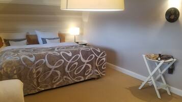 4 soveværelser, skrivebord, strygejern/strygebræt, gratis Wi-Fi