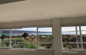 Interior - Modern BeachFront Penthouse (Langebaan)
