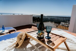 Property grounds - Beautiful House w/Stunning sea view, built in a cave (Mijas Pueblo)