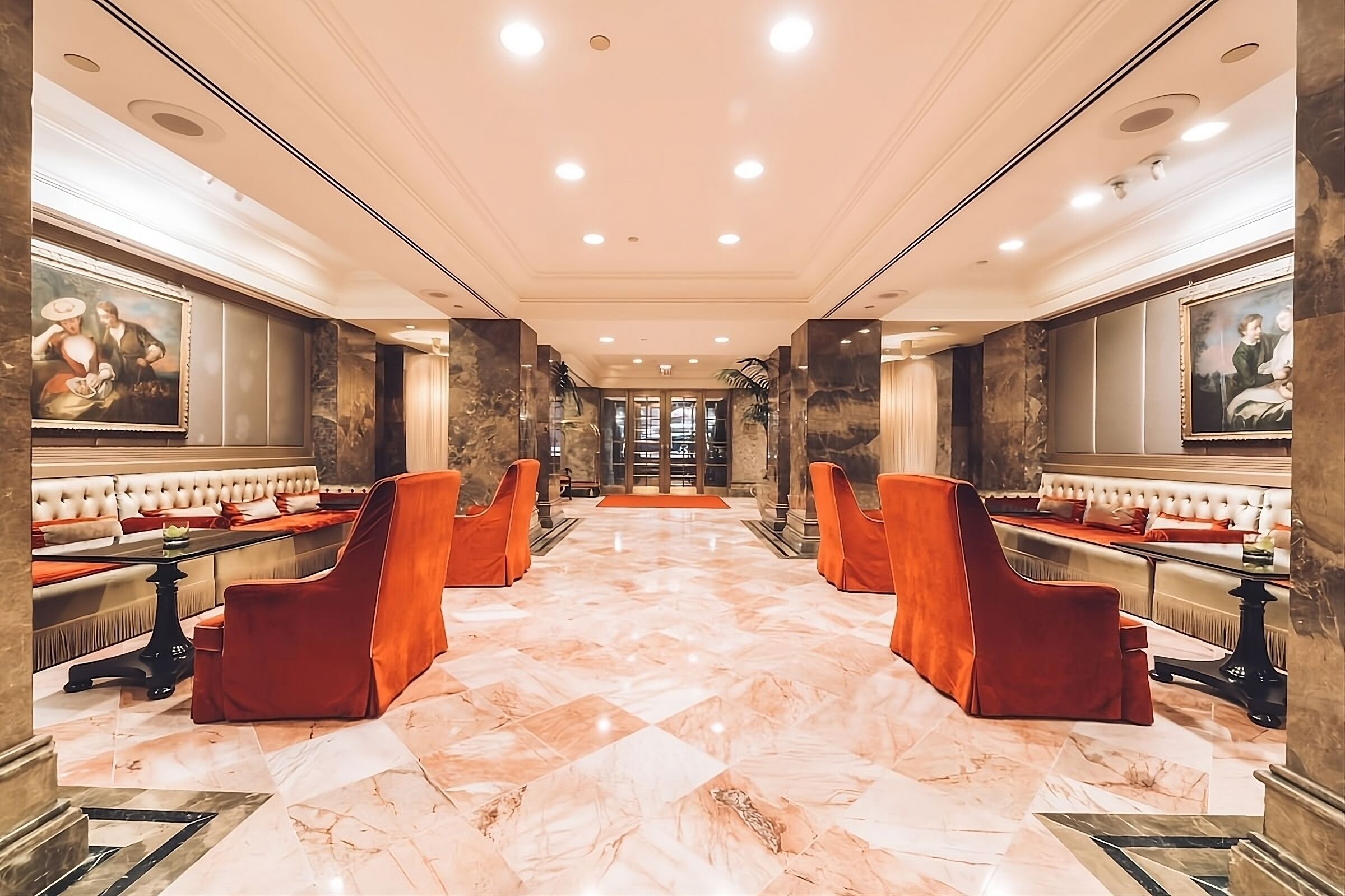 NYC's Most Popular Attractions Right Around The Corner! Near Rockefeller Center!