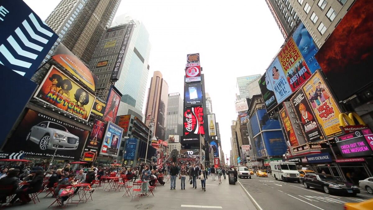 2 Comfortable Units for Business Travel, Event Space, Walk to Times Square!