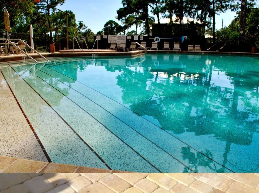 Outdoor pool, a heated pool