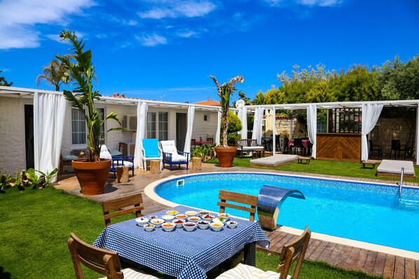 Romantic Room | Living area