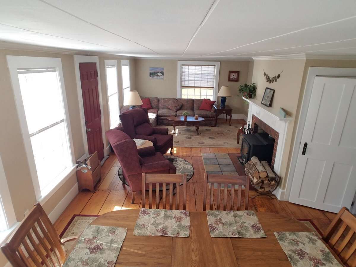 Historic Plank House Near Mount Sunapee