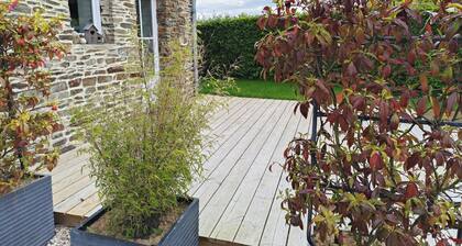 cottage between land and sea 15 minutes from the landing beaches