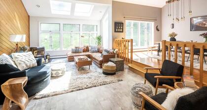 Modern, Magical Woodsy Escape 1 Hour From NYC