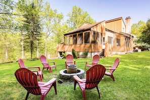 Property grounds - Modern, Magical Woodsy Escape 1 Hour From NYC (Putnam Valley)