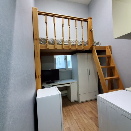 Gachon university station near by room