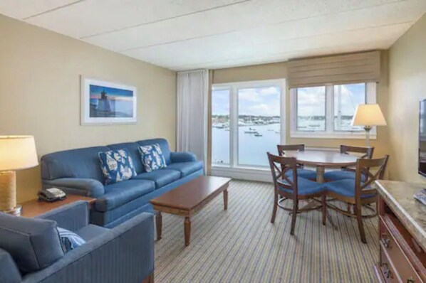 Smart TV, DVD player