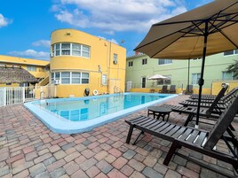 5 outdoor pools, open 9:00 AM to 9:00 PM, sun loungers