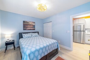 1 chambre, fer et planche à repasser, Wi-Fi gratuit, draps fournis