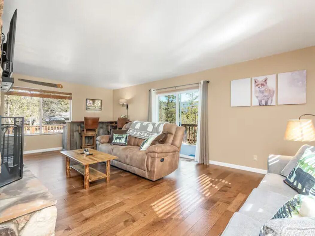 Cabin Near Bass Lake, 3 BD:2 BTH, New Fall Discount!