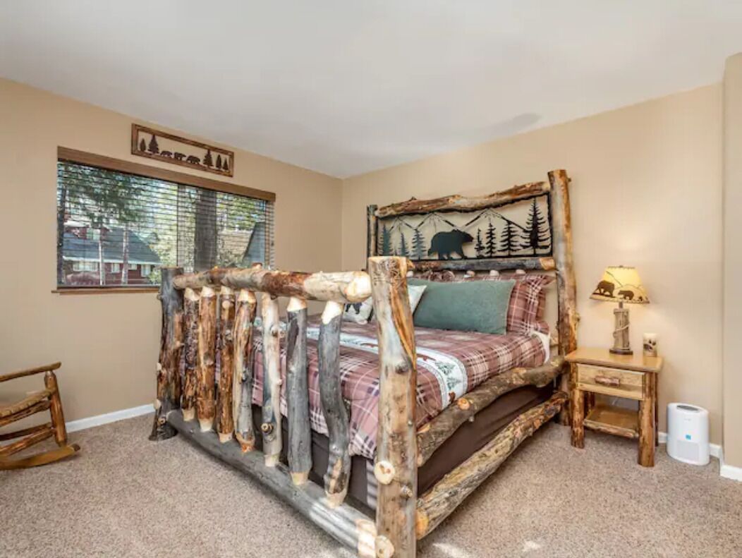 Cabin Near Bass Lake, 3 BD:2 BTH, New Fall Discount!