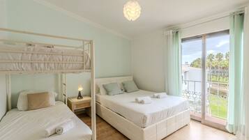 1 bedroom, iron/ironing board, free WiFi