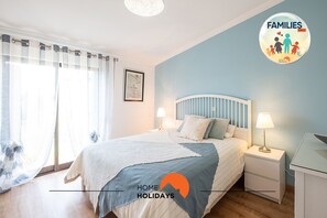 1 室のベッドルーム、アイロン / アイロン台、WiFi (無料)