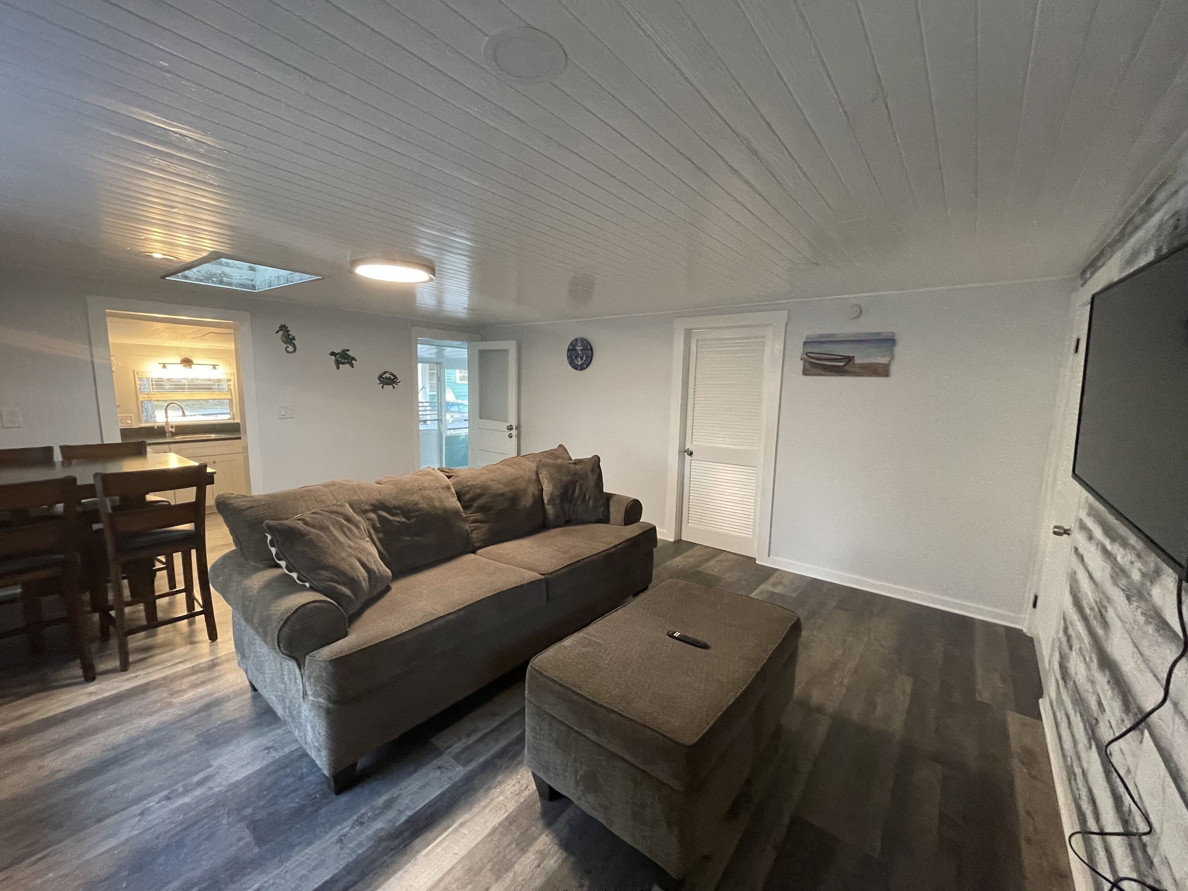 1 bedroom cottage 5 mins to Pine Island Park, 10 minutes to WEEKI WACHEE SPRINGS
