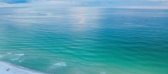 Summer Beach Getaway! Private HEATED pool, walk to beach! 2 king BR!