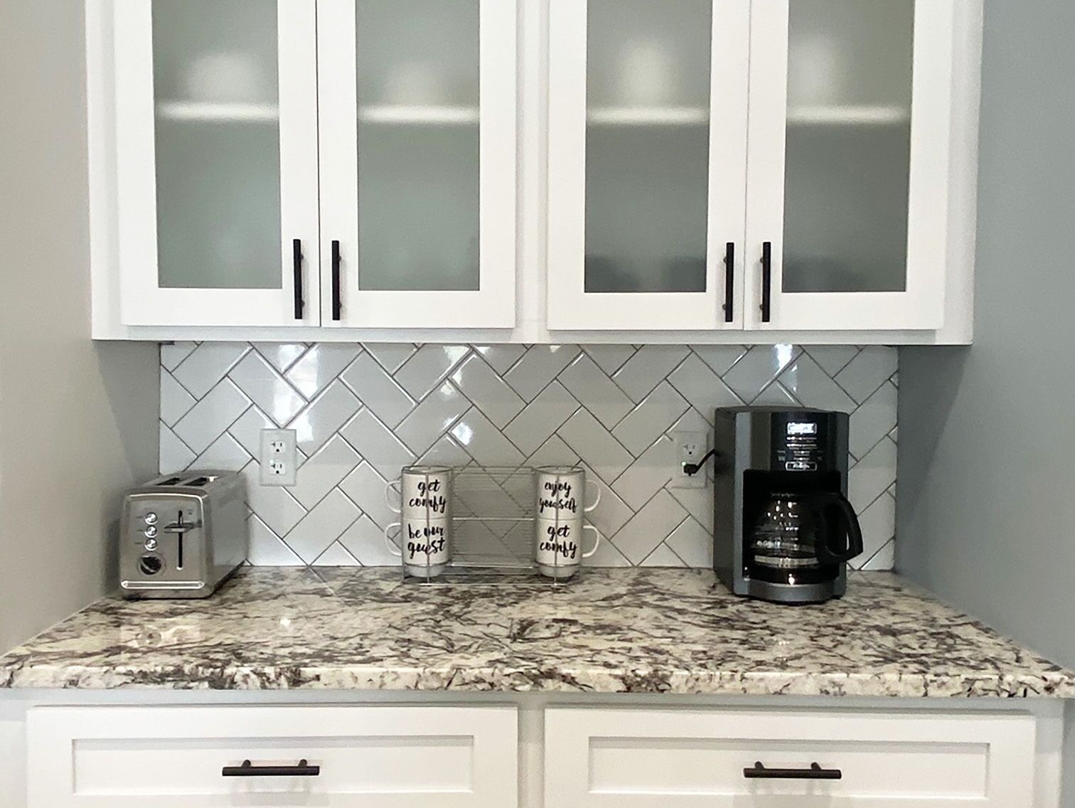 New Secluded Sinclair Lakefront Home! Fire pit, Great Swimming, Better Fishing