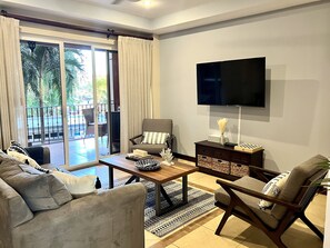 Smart TV, books, stereo