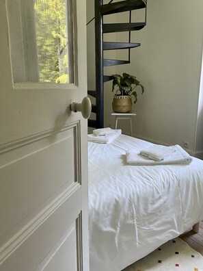 5 makuuhuonetta, silitysrauta/-lauta, vauvan matkasänky, ilmainen Wi-Fi