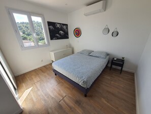 3 Schlafzimmer, Bügeleisen/Bügelbrett, kostenloses WLAN, Bettwäsche
