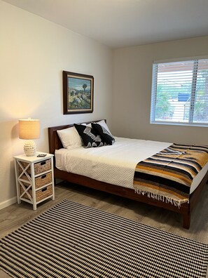 3 Schlafzimmer, Schreibtisch, Reisekinderbett, kostenloses WLAN