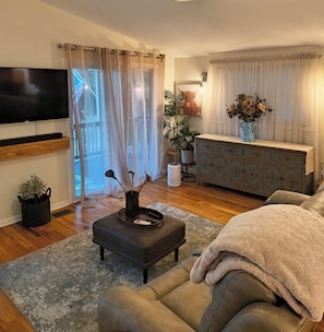 Smart TV, stereo