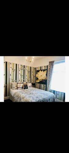 promenade pleasure beach and short 5 minutes walk to the football ground.all ro.