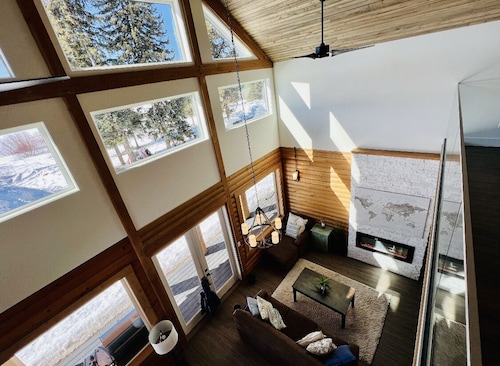 Waterfront Kelowna Cabin  #1 accomodates 12 - private hot tub - pet friendly