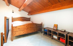 2 bedrooms, free WiFi, bed sheets - Lovely home in Porto Recanati with WiFi (Porto Recanati)