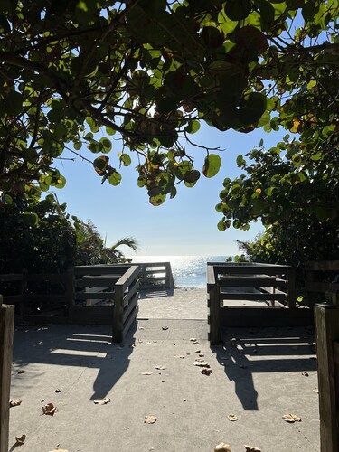 From Sand to Swim – A Beautiful Retreat Just a Short Stroll from the Beach