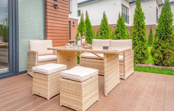 Outdoor dining - Amazing home in Damp with sauna (Damp)