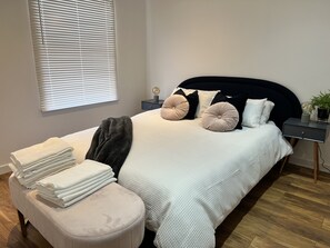 2 Schlafzimmer, Bügeleisen/Bügelbrett, Reisekinderbett, kostenloses WLAN