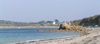 2 bedroom stunning home in Pleubian