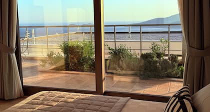 Spacious, Comfortable 1 Bed Private Villa with the most fabolous Kalkan BayViews