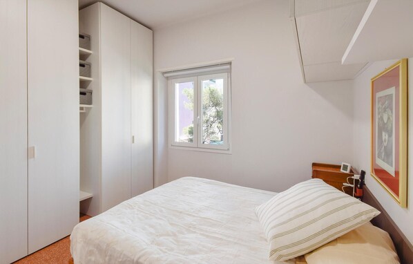 2 chambres, accès au Wi-Fi (inclus), literie fournie