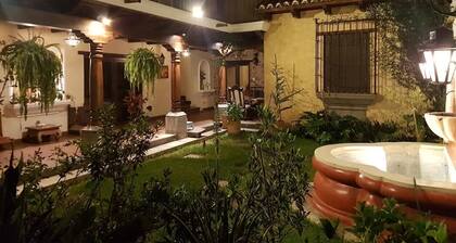 Beautiful House in Antigua Guatemala, Ideal for families or groups of friends.