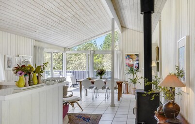 Nice home in Hornbæk with kitchen