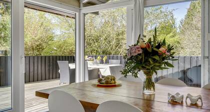 Nice home in Hornbæk with kitchen