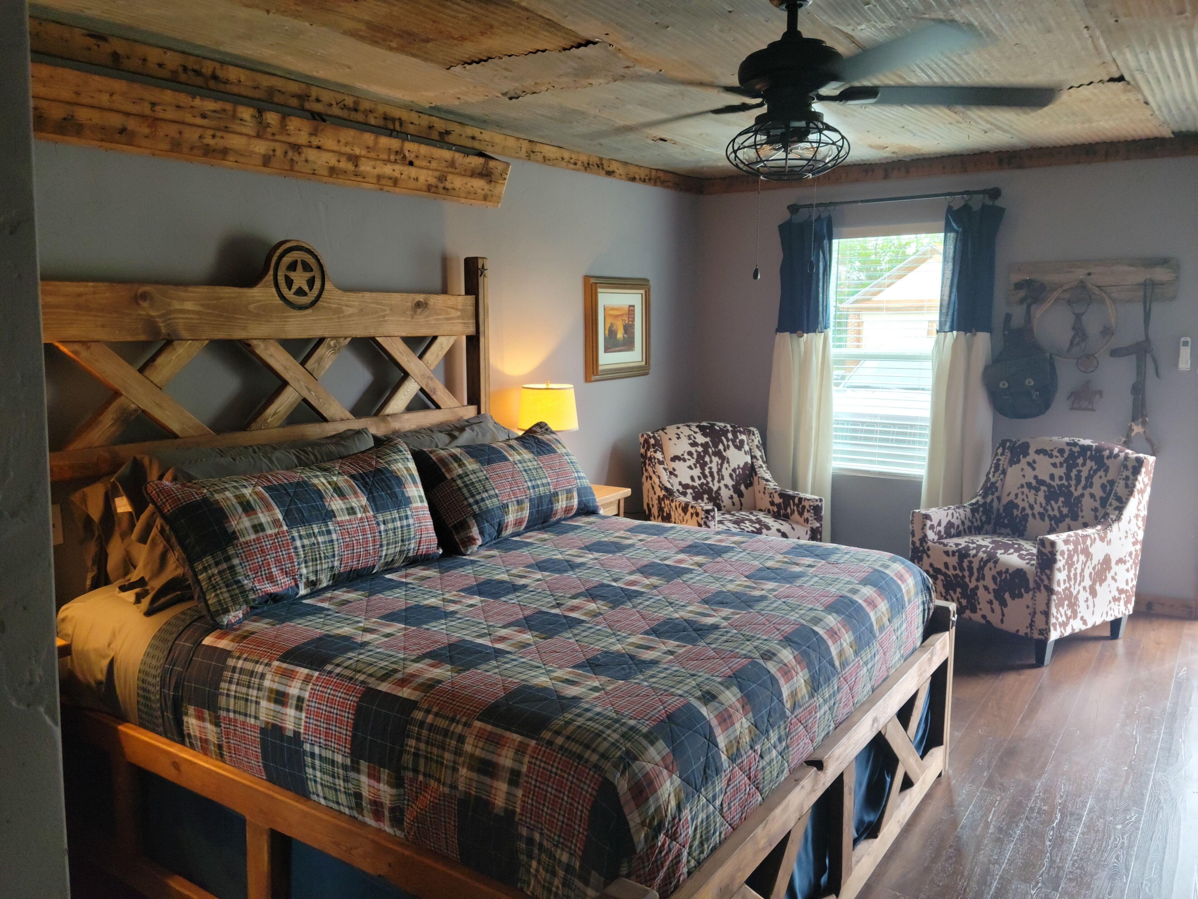 Wrangler Suite At the Feed Lot Guesthouse 