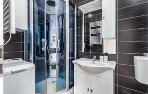 Shower - Awesome home in Barbariga (Barbariga)