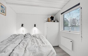 3 bedrooms, free WiFi - Gorgeous home in Juelsminde with WiFi (Juelsminde)