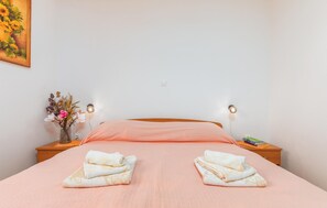 2 Schlafzimmer, Zimmersafe, kostenloses WLAN, Bettwäsche