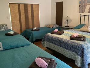 3 Schlafzimmer, Bügeleisen/Bügelbrett, kostenloses WLAN, Bettwäsche