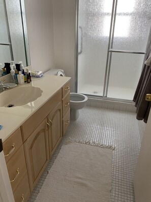 Chuveiro/banheira combinados 