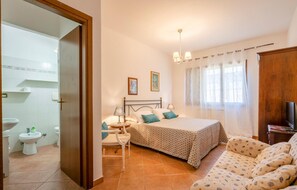 7 Schlafzimmer, kostenloses WLAN, Bettwäsche