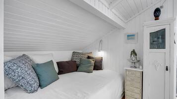 2 bedrooms, free WiFi
