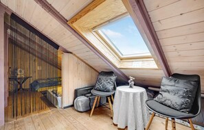 2 Schlafzimmer, Reisekinderbett, kostenloses WLAN